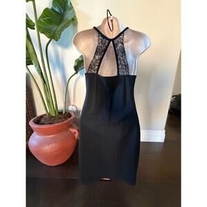 LULU’S LACE BACK MINI DRESS - SIZE M